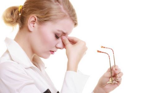 蘭州眼科醫(yī)院如何眼睛干澀？