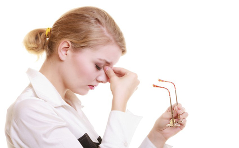 駕車外出、辦公室電腦族，科學(xué)緩解視疲勞的方法