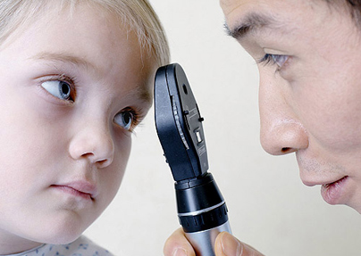 眼科醫(yī)生這樣保護(hù)自己孩子視力，從不告訴別人