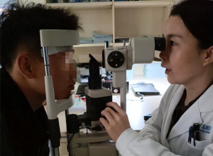 300度近視拖到900度近視，近視手術(shù)是什么感受？