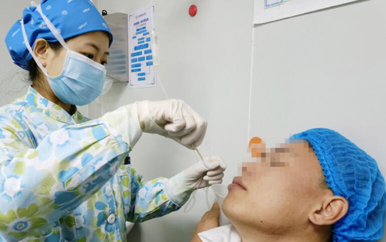 300度近視拖到900度近視，近視手術(shù)是什么感受？