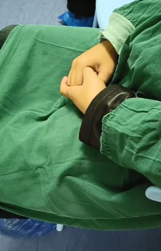 300度近視拖到900度近視，近視手術(shù)是什么感受？