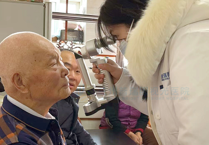 元旦前夕，關(guān)愛抗美援朝老兵傳承紅色基因