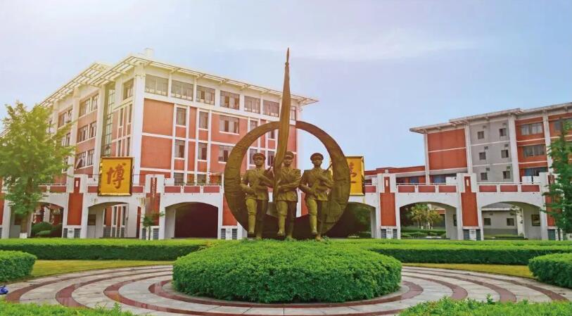 報(bào)考國防科技大:近視手術(shù)必須正在當(dāng)年3月1日前做完