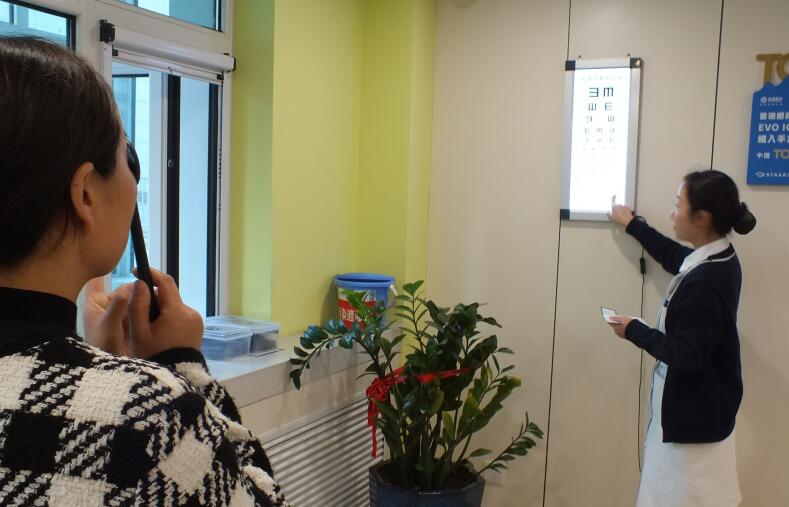 寒假摘鏡總動員中她說：為了自己更美麗呀！